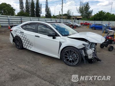 Czwarte zdjęcie samochodu z boku: 2025 TOYOTA CAMRY XSE VIN:4T1DAACK7SU060799 - miniatura