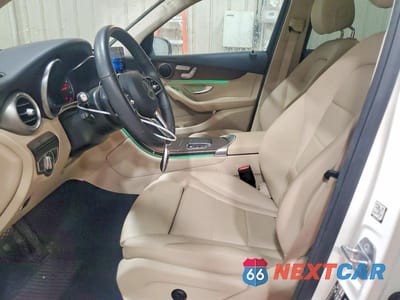 Zdjęcie 7 z 14 samochodu: 2020 MERCEDES-BENZ GLC 300 4MATIC VIN:WDC0G8EB6LF749109 - miniatura