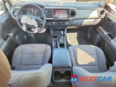Zdjęcie 8 z 12 samochodu: 2023 TOYOTA TACOMA SR5 V6 VIN:3TMCZ5AN3PM609990 - miniatura