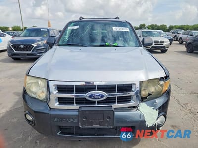 Piąte zdjęcie samochodu w środku: 2009 FORD ESCAPE XLT VIN:1FMCU03729KA09533 - miniatura
