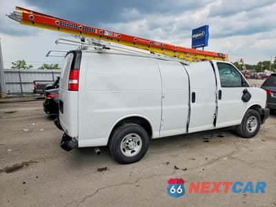 Trzecie zdjęcie samochodu z tyłu: 2024 CHEVROLET EXPRESS G2500 VIN:1GCWGAFP1R1287470 - miniatura