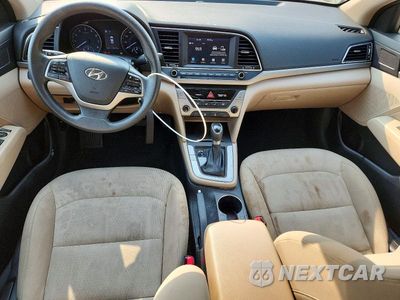 Zdjęcie 8 z 12 samochodu: 2018 HYUNDAI ELANTRA SEL VIN:5NPD84LF3JH223848 - miniatura