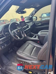 Piąte zdjęcie samochodu w środku: 2023 CHEVROLET SUBURBAN K1500 LS VIN:1GNSKBKD0PR149617 - miniatura