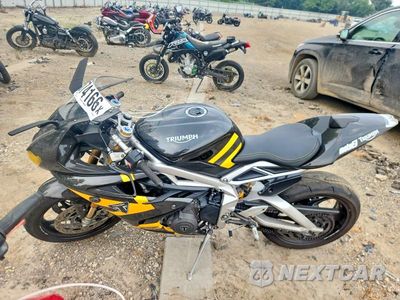 Trzecie zdjęcie samochodu z tyłu: 2020 TRIUMPH MOTORCYCLE DAYTONA MOTO2 765 VIN:SMTA204K6LJAB3960 - miniatura
