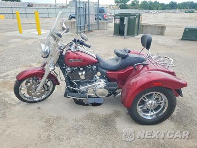 Trzecie zdjęcie samochodu z tyłu: 2017 HARLEY-DAVIDSON FLRT FREE WHEELER VIN:1HD1MCC10HB855147 - miniatura