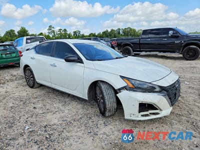 Czwarte zdjęcie samochodu z boku: 2024 NISSAN ALTIMA SV VIN:1N4BL4DVXRN333583 - miniatura