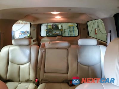 Zdjęcie 10 z 13 samochodu: 2005 CHEVROLET SUBURBAN C1500 VIN:3GNEC16Z55G165934 - miniatura
