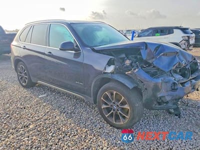 Czwarte zdjęcie samochodu z boku: 2017 BMW X5 SDRIVE35I VIN:5UXKR2C31H0W43497 - miniatura