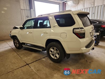 Drugie zdjęcie samochodu z przodu: 2018 TOYOTA 4RUNNER SR5 VIN:JTEBU5JRXJ5507558 - miniatura