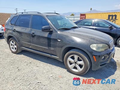 Czwarte zdjęcie samochodu z boku: 2010 BMW X5 XDRIVE35D VIN:5UXFF0C54ALT84511 - miniatura