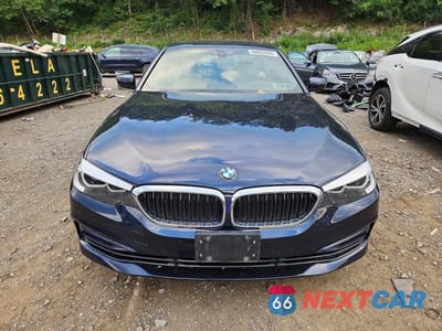 Piąte zdjęcie samochodu w środku: 2019 BMW 540 XI VIN:WBAJE7C52KWW38141 - miniatura