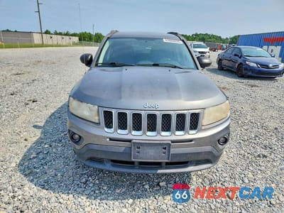 Piąte zdjęcie samochodu w środku: 2013 JEEP COMPASS SPORT VIN:1C4NJCBA5DD264873 - miniatura