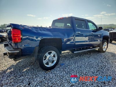 Trzecie zdjęcie samochodu z tyłu: 2016 CHEVROLET SILVERADO K2500 HEAVY DUTY LTZ VIN:1GC1KWEG8GF250195 - miniatura