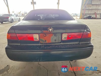 Zdjęcie 6 z 12 samochodu: 2001 TOYOTA CAMRY LE VIN:4T1BG22K41U042823 - miniatura