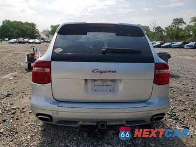 Zdjęcie 6 z 13 samochodu: 2008 PORSCHE CAYENNE VIN:WP1AA29P38LA25643 - miniatura