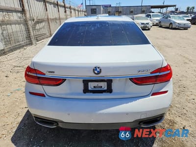 Zdjęcie 6 z 12 samochodu: 2016 BMW 750 XI VIN:WBA7F2C57GG417114 - miniatura