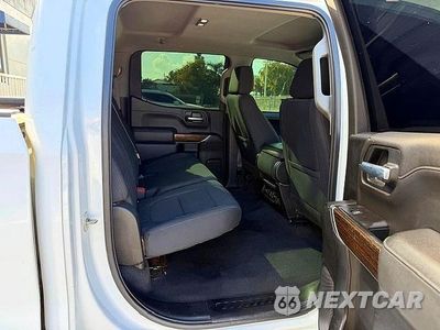 Zdjęcie 11 z 15 samochodu: 2021 GMC SIERRA K1500 SLE VIN:1GTU9BET4MZ191297 - miniatura