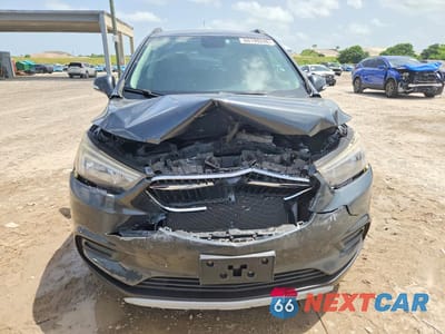 Piąte zdjęcie samochodu w środku: 2017 BUICK ENCORE PREFERRED VIN:KL4CJASB1HB239744 - miniatura