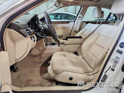 Zdjęcie 7 z 12 samochodu: 2015 MERCEDES-BENZ E 350 4MATIC VIN:WDDHF8JB4FB110357 - miniatura