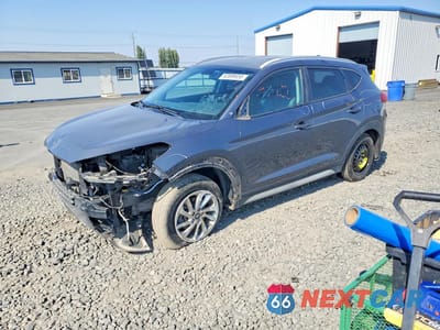 2017 HYUNDAI TUCSON SE PLUS KM8J3CA43HU433066 - główne zdjęcie licytacji z USA - miniatura