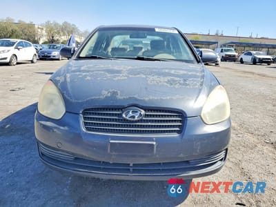 Piąte zdjęcie samochodu w środku: 2009 HYUNDAI ACCENT GLS VIN:KMHCN46CX9U333993 - miniatura