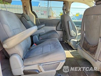 Zdjęcie 11 z 14 samochodu: 2010 CHRYSLER TOWN & COUNTRY LX VIN:2A4RR4DE5AR452229 - miniatura