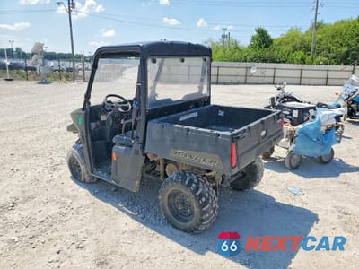 Trzecie zdjęcie samochodu z tyłu: 2015 POLARIS RANGER 570 UTILITY VEHICLE VIN:3NSRMA579FE368053 - miniatura