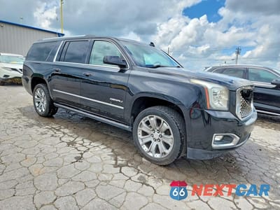 Czwarte zdjęcie samochodu z boku: 2016 GMC YUKON XL DENALI VIN:1GKS1HKJ2GR324863 - miniatura