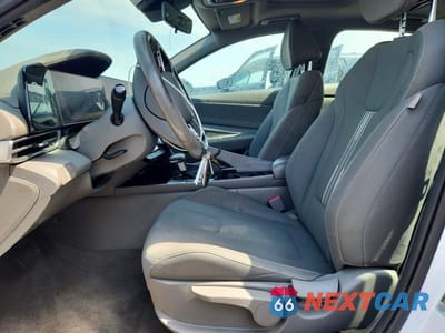Zdjęcie 7 z 12 samochodu: 2025 HYUNDAI ELANTRA SEL VIN:KMHLS4DG4SU927869 - miniatura