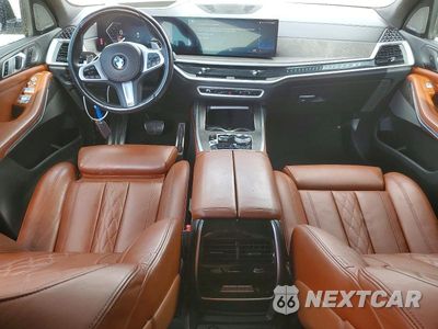 Zdjęcie 8 z 12 samochodu: 2023 BMW X7 XDRIVE40I VIN:5UX23EM00P9P85440 - miniatura