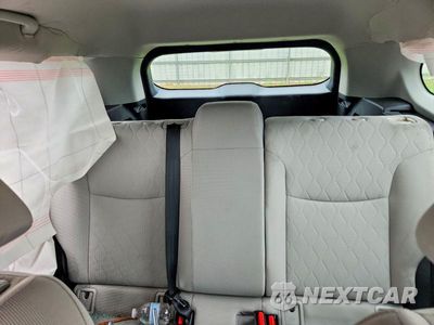 Zdjęcie 10 z 13 samochodu: 2022 TOYOTA COROLLA CROSS L VIN:7MUAAAAG9NV018915 - miniatura