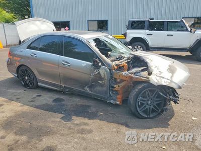 Czwarte zdjęcie samochodu z boku: 2013 MERCEDES-BENZ C 250 VIN:WDDGF4HB6DA864101 - miniatura