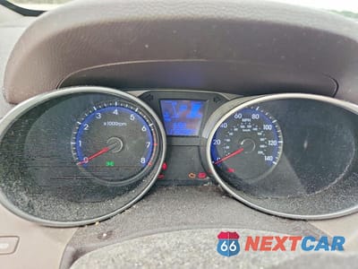 Zdjęcie 9 z 12 samochodu: 2010 HYUNDAI TUCSON GLS VIN:KM8JU3AC9AU111896 - miniatura