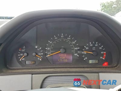 Zdjęcie 9 z 12 samochodu: 2002 MERCEDES-BENZ E 320 VIN:WDBJF65J92B500803 - miniatura