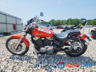 Trzecie zdjęcie samochodu z tyłu: 2006 HONDA VT750 C VIN:JH2RC44086M000711 - miniatura