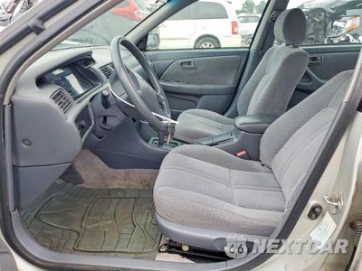 Zdjęcie 7 z 12 samochodu: 2001 TOYOTA CAMRY LE VIN:4T1BG22K41U068936 - miniatura