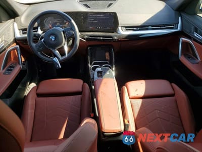 Zdjęcie 8 z 13 samochodu: 2026 BMW X1 XDRIVE28I VIN:WBX73EF07T5459563 - miniatura