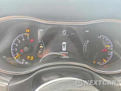 Zdjęcie 9 z 13 samochodu: 2015 JEEP GRAND CHEROKEE OVERLAND VIN:1C4RJECG0FC742058 - miniatura