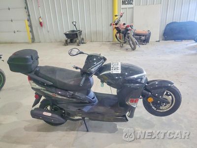 2025 DENA VITACCI LJ7TCA2D6SZ568862 - główne zdjęcie licytacji z USA - miniatura