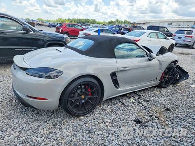 Trzecie zdjęcie samochodu z tyłu: 2025 PORSCHE BOXSTER GTS VIN:WP0CD2A89SK230208 - miniatura