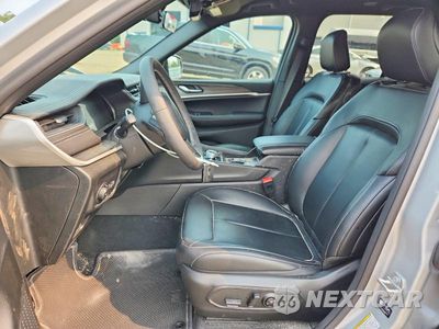 Zdjęcie 7 z 13 samochodu: 2025 JEEP GRAND CHEROKEE LIMITED VIN:1C4RJHBG8S8802023 - miniatura