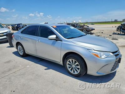 Czwarte zdjęcie samochodu z boku: 2017 TOYOTA CAMRY LE VIN:4T1BF1FK6HU381214 - miniatura