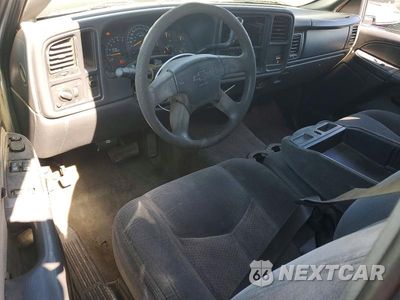 Zdjęcie 8 z 12 samochodu: 2003 CHEVROLET SILVERADO C1500 VIN:2GCECC19V63112490 - miniatura