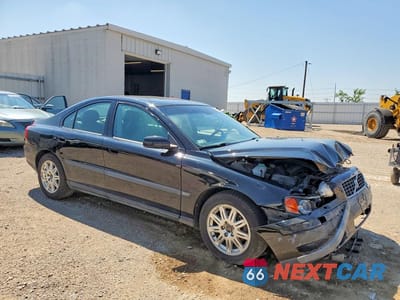 Czwarte zdjęcie samochodu z boku: 2004 VOLVO S60 2.5T VIN:YV1RS59VX42357204 - miniatura