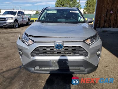 Piąte zdjęcie samochodu w środku: 2021 TOYOTA RAV4 HYBRID XLE VIN:2T3R6RFV4MW015583 - miniatura