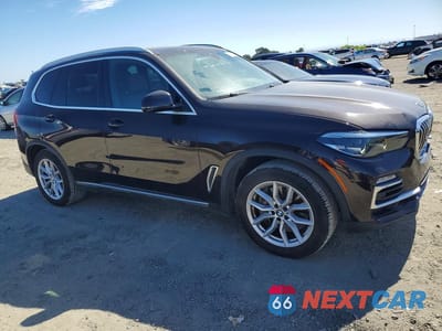 Czwarte zdjęcie samochodu z boku: 2021 BMW X5 XDRIVE45E VIN:5UXTA6C03M9H62962 - miniatura
