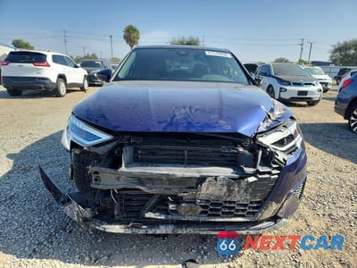 Piąte zdjęcie samochodu w środku: 2023 AUDI A3 PREMIUM VIN:WAUAUDGY8PA050741 - miniatura