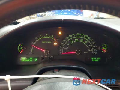 Zdjęcie 9 z 12 samochodu: 2005 LINCOLN LS VIN:1LNHM87A85Y662790 - miniatura