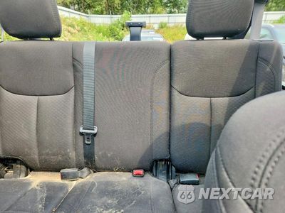 Zdjęcie 10 z 13 samochodu: 2018 JEEP WRANGLER UNLIMITED SPORT VIN:1C4BJWDG8JL912584 - miniatura