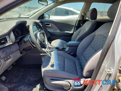 Zdjęcie 7 z 12 samochodu: 2017 KIA NIRO FE VIN:KNDCB3LC6H5057476 - miniatura